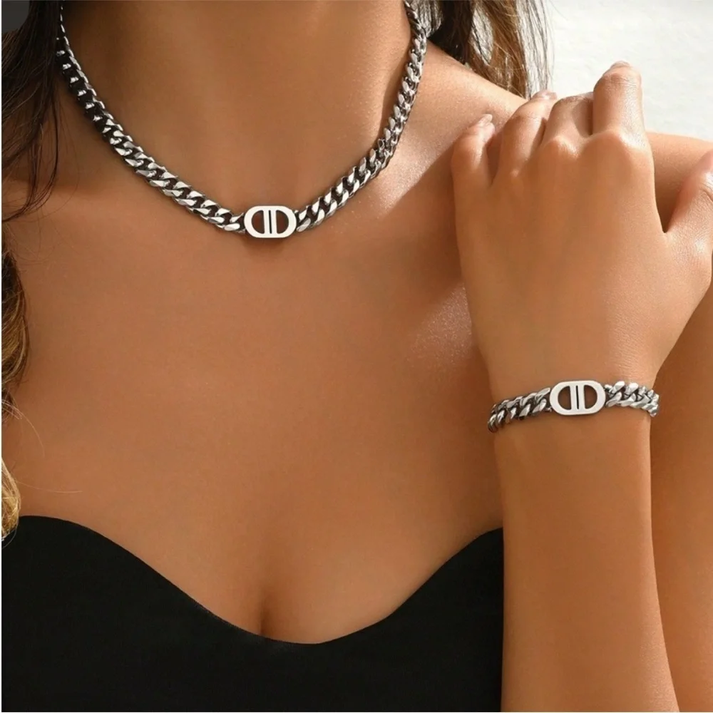Silver Chunky Chain Bracelet